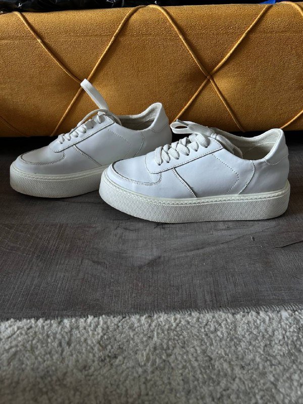 Кеды Zenden 40, босоножки Mango 39, босоножки Helena Berger 39