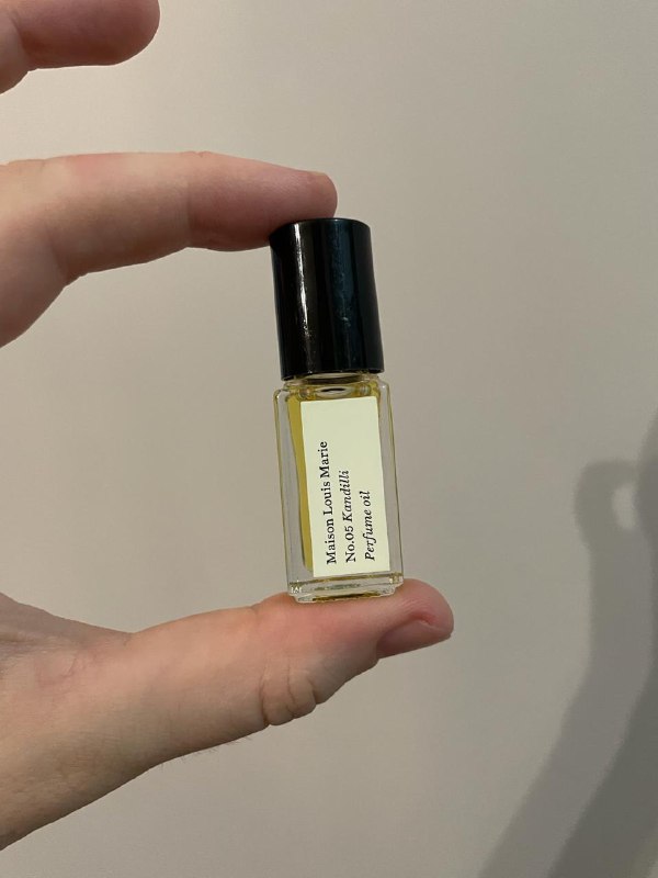 Духи Maison Margiela, Парфюмерное масло Maison Louis Marie, Отливант Chanel 4