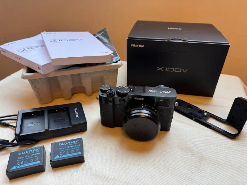 Fujifilm X100V камера 1
