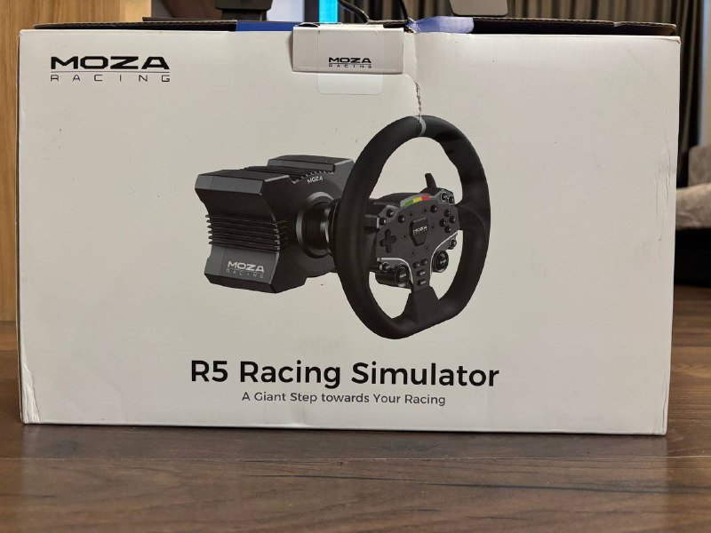 MOZA Racing R5 Bundle Direct Drive Racing Simulator 1