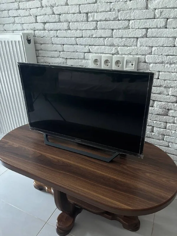 Телевизор Sony 32 дюйма HD
