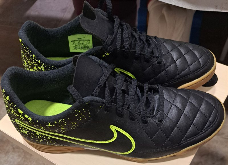 Бутсы Nike Tiempo Rio II IC черные с желтым 42.5-43 3