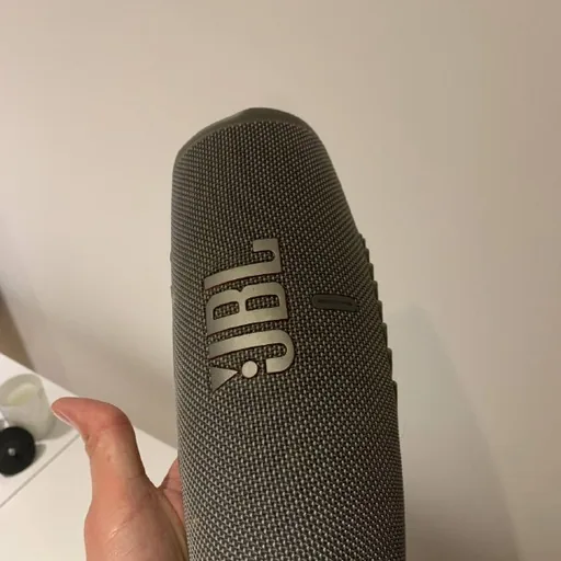 JBL Charge 5