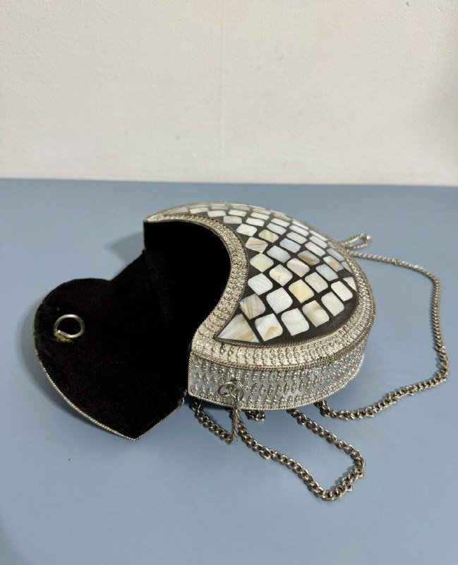 Картина с видом на главные достопримечательности Батуми 8