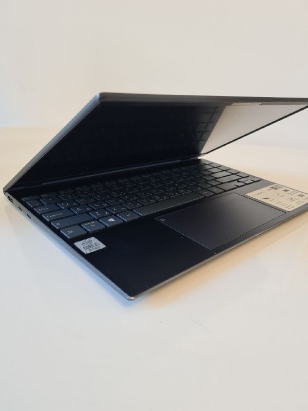 Ноутбук ASUS ZenBook Intel Core i5 8ГБ SSD 238ГБ 3
