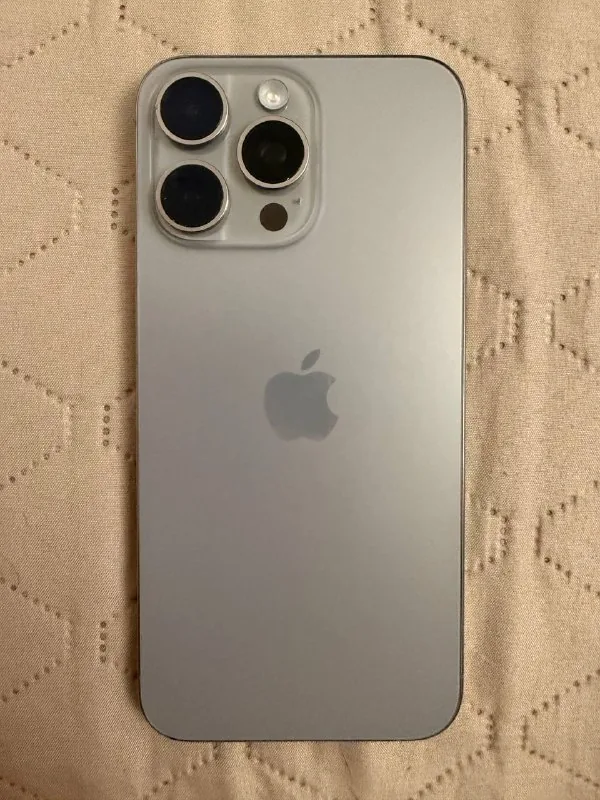 iPhone 15 Pro Max 1 ТБ Natural Titanium 1