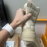 Зимние ботинки Charles & Keith 3
