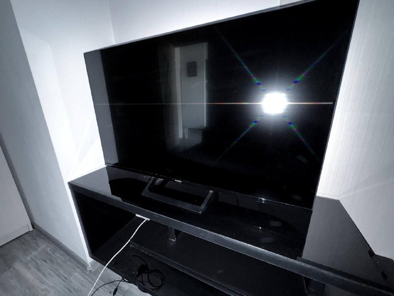 телевизор Xiaomi TV A2, клавиатура RedDragon K617-R, журнальный стол черный
