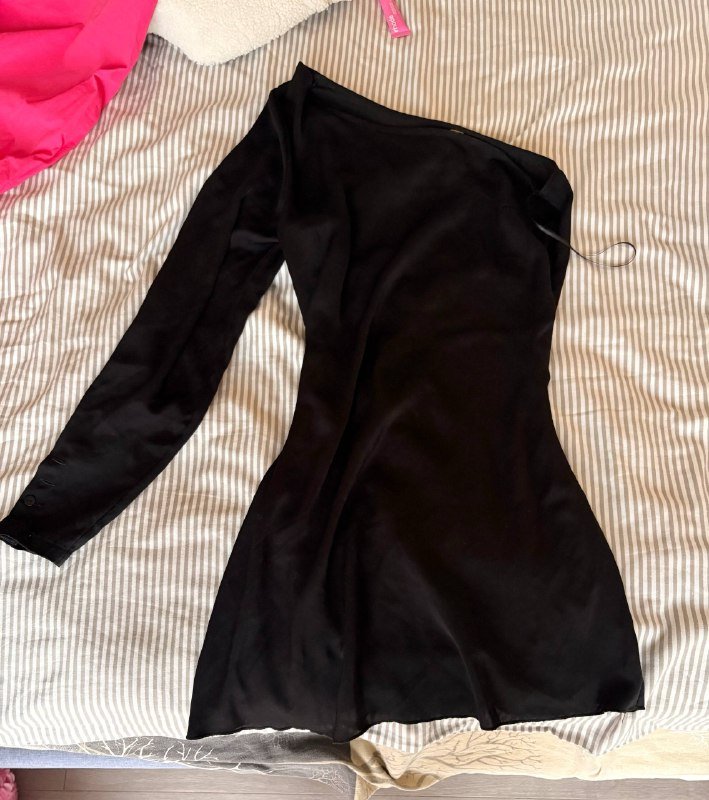 Спортивный костюм, Топик, Штаны PUMA, Шорты, Черное платье 6