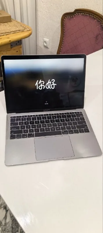 MacBook Air Retina 13″ 2018 — 8/128 ГБ 1