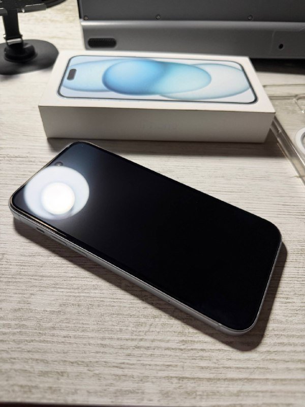 iPhone 15 Plus 256GB 4