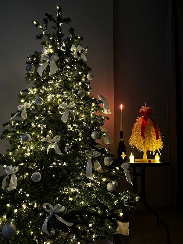 Светодиодная гирлянда длиной 200 метров с тёплым светом 3