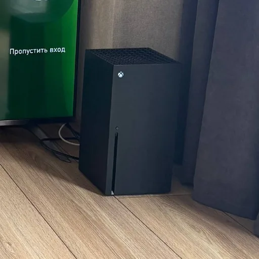 Xbox Series X с двумя джойстиками