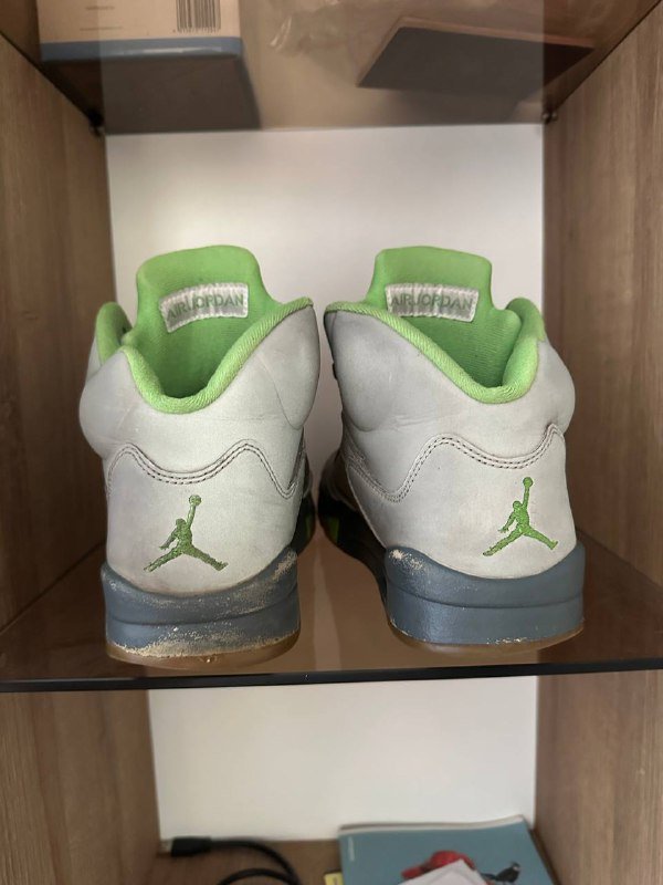 Jordan 1 shadow 2.0, Jordan 5 green bean 9