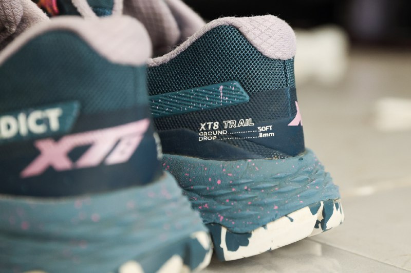 XT8 Women's Trail Running Shoes - Turquoise 4