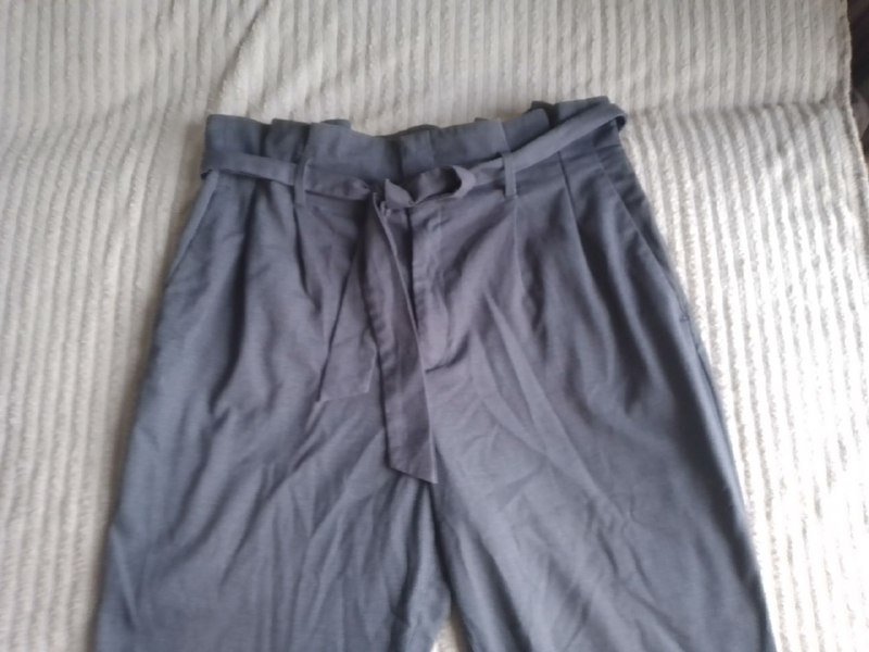 Женская и мужская одежда, утюг, сумки, наушники 5