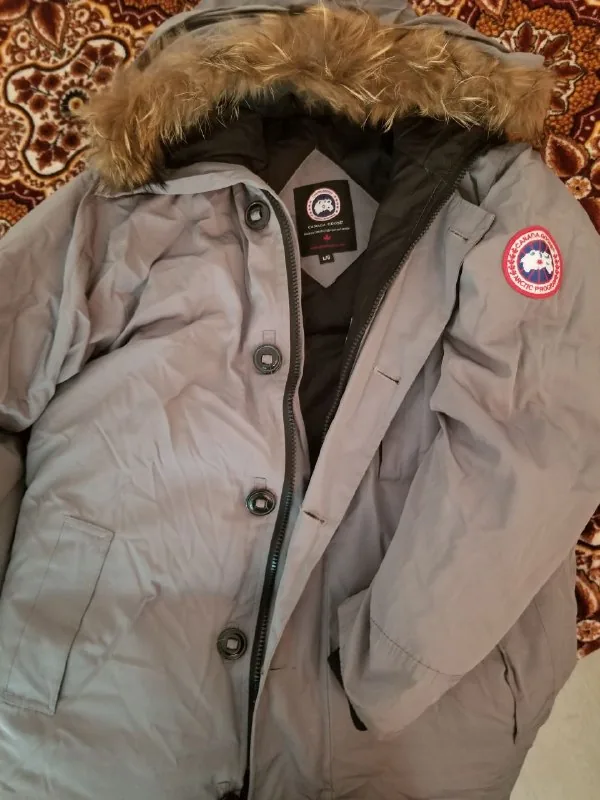 Куртка-пуховик Canada Goose 1