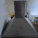 Кухонная вытяжка и холодильник 2