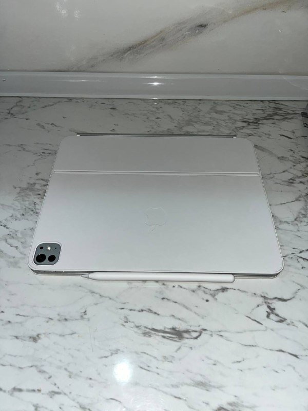 Apple iPad Magic Keyboard 13-inch iPad Pro M4 2