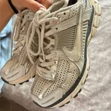 Кроссовки Nike 3