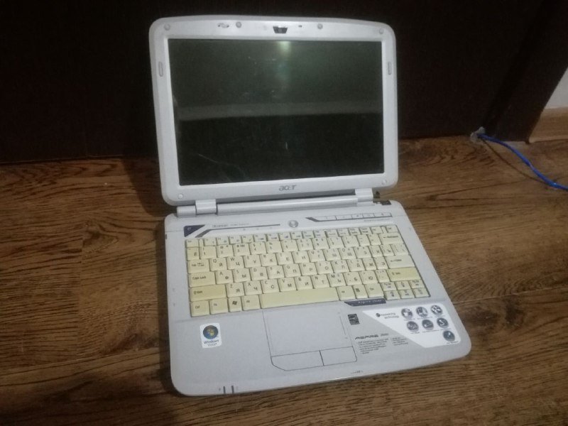 Ноутбуки ACER 29202, Emachines e725 на запчасти