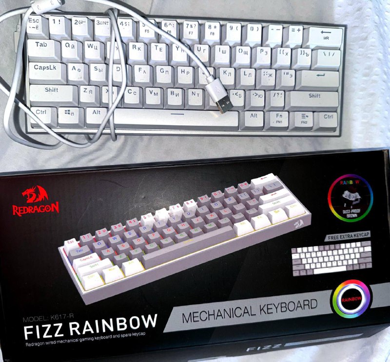 журнальный стол черный, клавиатура механическая RedDragon K617-R 2