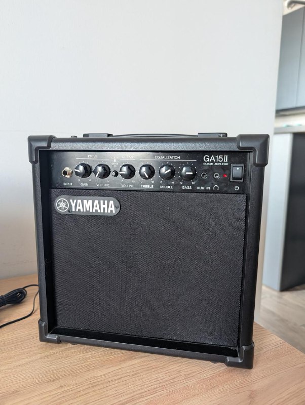 Комбик для электрогитары Yamaha GA15II