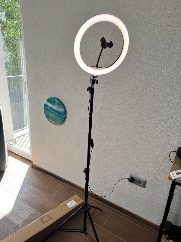 Стол компьютерный/рабочий, Клавиатура, Кольцевая лампа 6