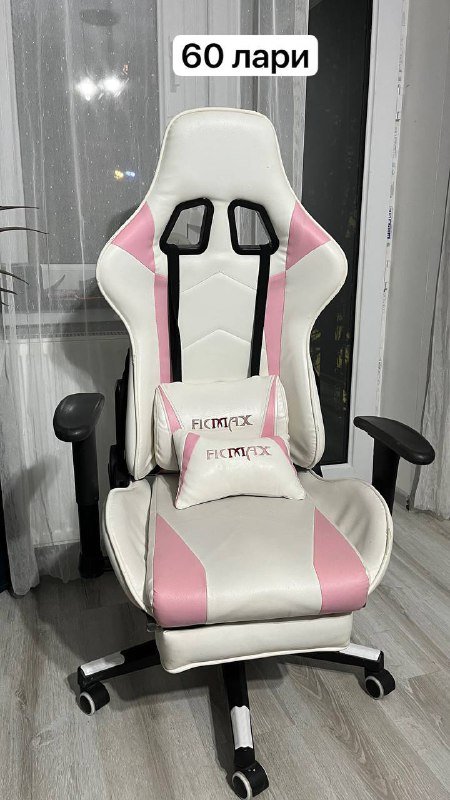 стол б/у, тумбочка, кресло, зеркало, рамки, светильники 4