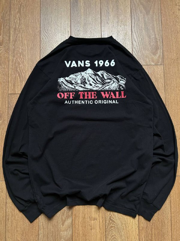 Patagonia Hoodie, Vans Longsleeve, Patagonia Fleece, CP Company Jacket, Napapijri Fleece, Airwalk Jacket, CP Company Jacket, Belstaff Motorcycle Jacket 2