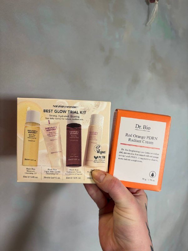Набор косметики Haruharu и крем Dr. Bio