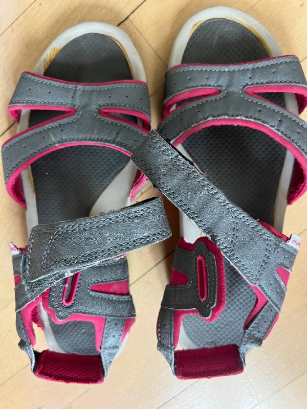 спортивный купальник новый размер М, лямки регулируются 8