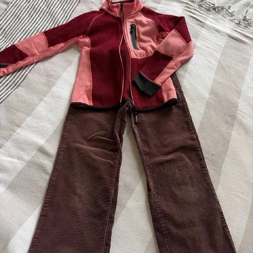 Брюки Mango, кофта Reima