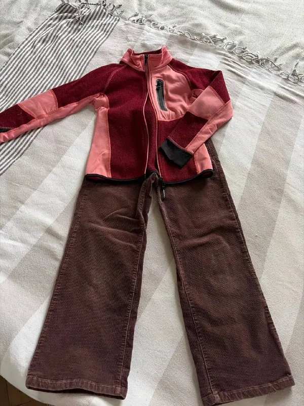 Брюки Mango, кофта Reima