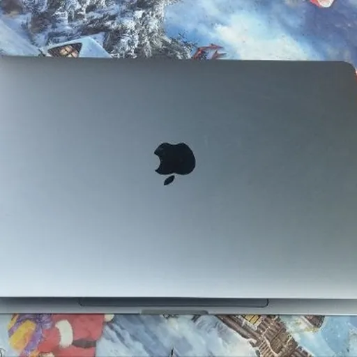 MacBook Pro 13 2019