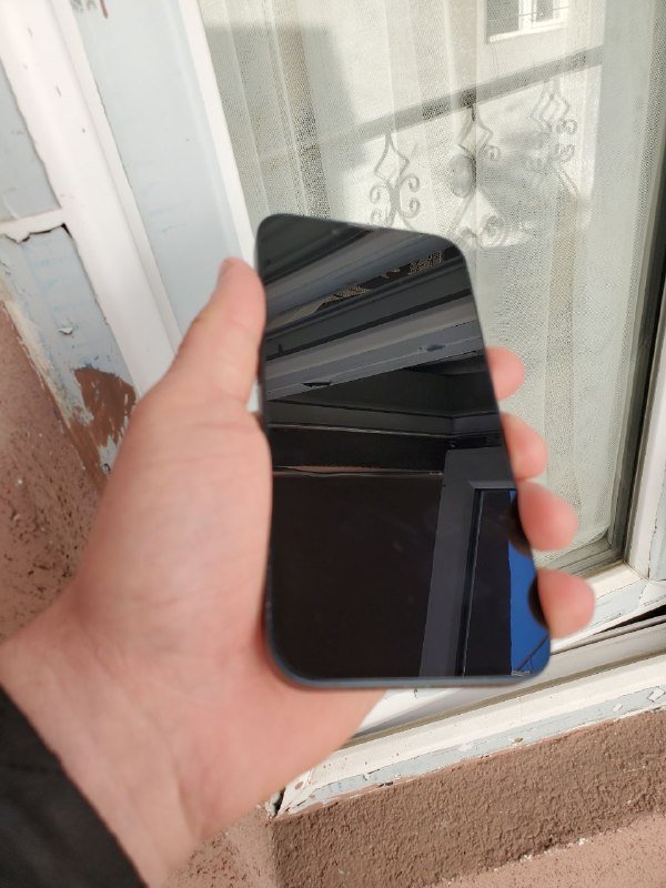iPhone 14 8