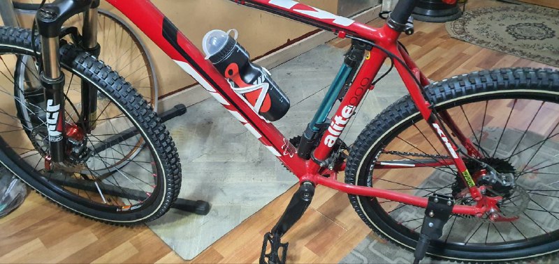 Велосипед KHS с гидравлическими тормозами Shimano 3