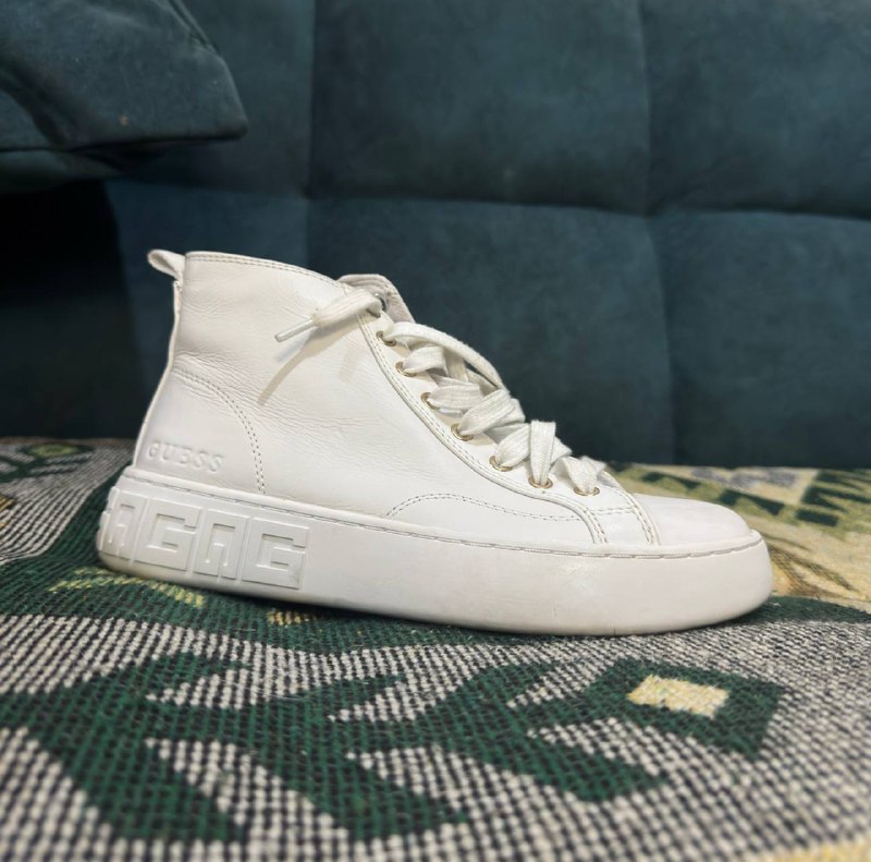 Кроссовки Reebok Daytona, Reebok Club C, Guess Lederboots, Puma Cali, Converse, Puma cilia, Nike air max 95 36 размер 4