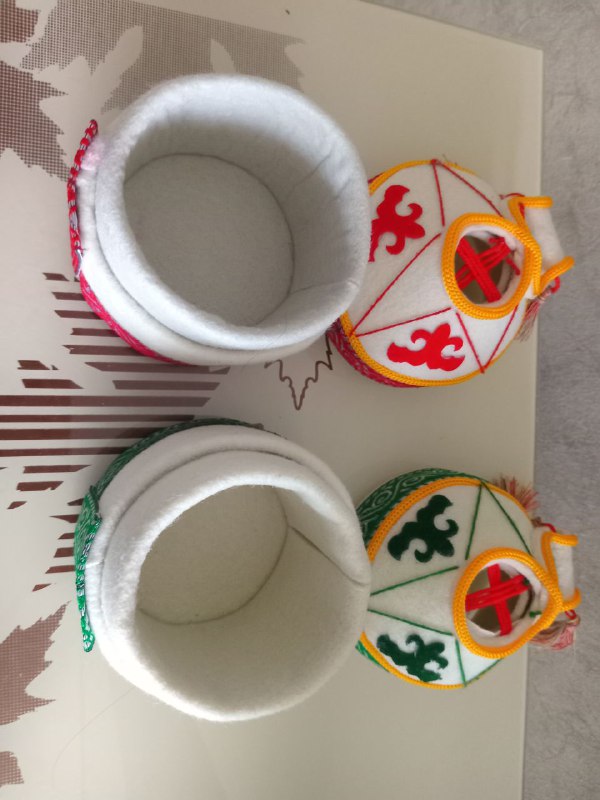 Сумка розовая, наушники, кофр для ручек и декоративные колпаки
