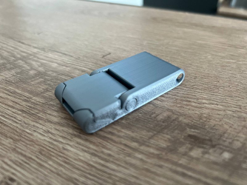 Компактная брелок-подставка для телефона 2