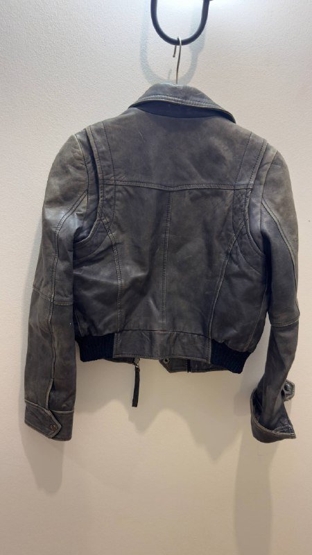 Куртка стеганная, кожаная укороченная, кеды Zara 43 размер 4