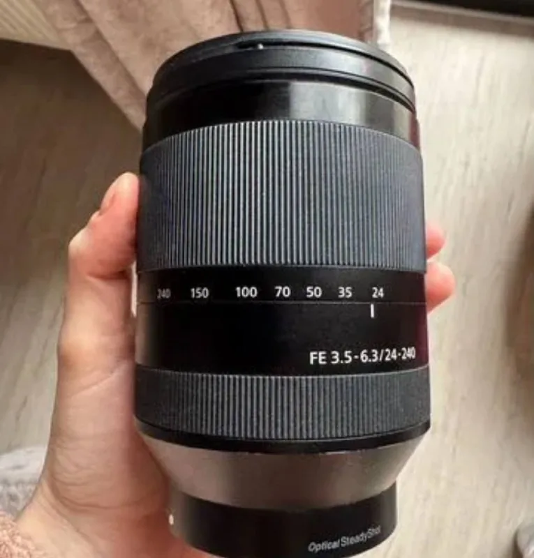 Объектив Sony FE 24-240mm, манекен 1
