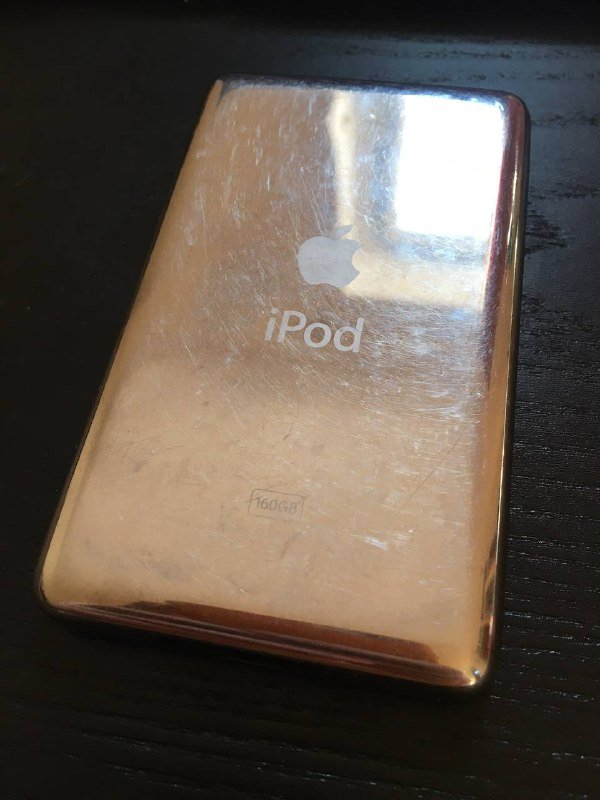 iPod Classic 7th gen 160gb 2