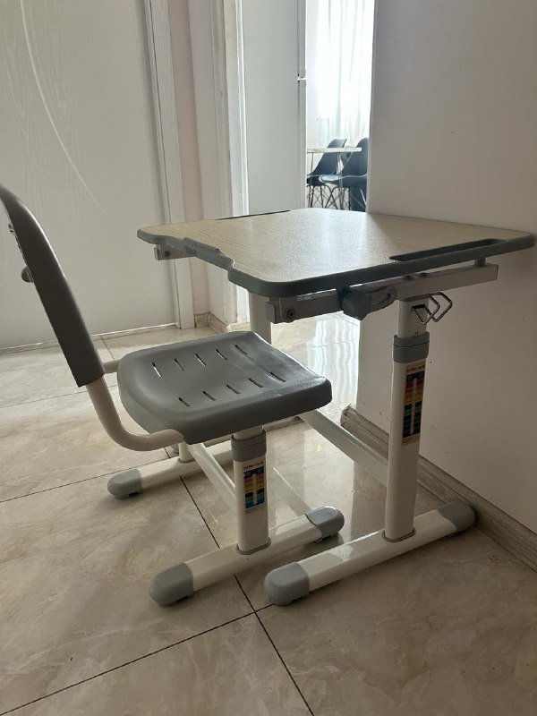 Машинка на пульте управления