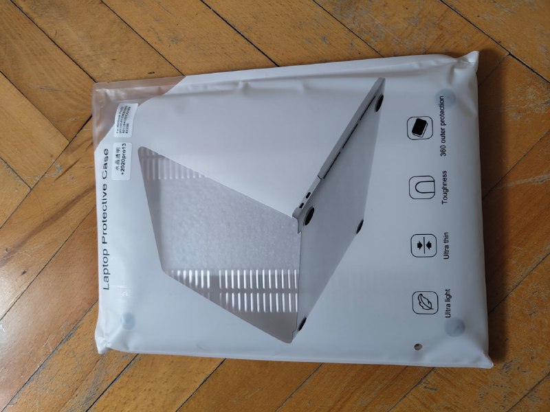 Новый защитный чехол для MacBook