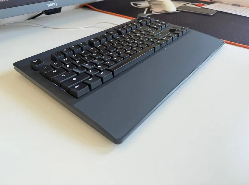 Механическая клавиатура iKBC e401 Cherry MX Brown 1