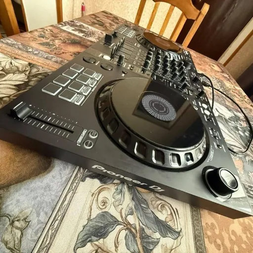 Pioneer DJ FLX 6