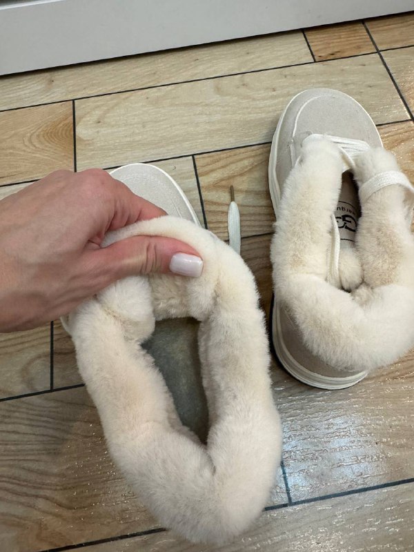 Ботинки новые размер 38 4