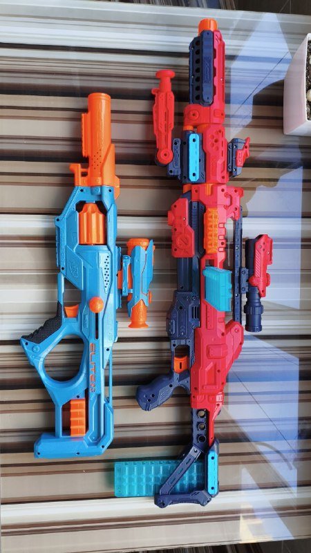 NERF большой, X-shot большой, NERF маленький, X-shot маленький