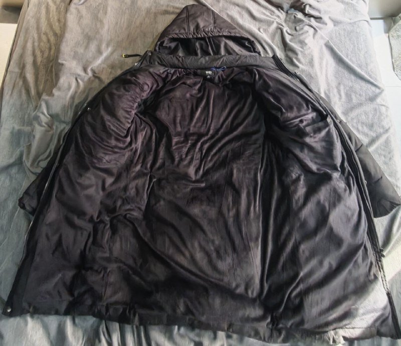 Пуховик зимний чёрный размер L 1